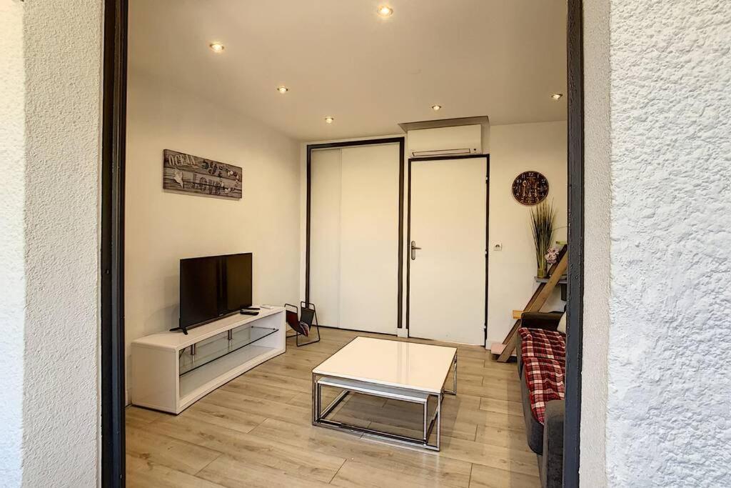Appartement Renove 4 Personnes Saint Cyprien Port エクステリア 写真
